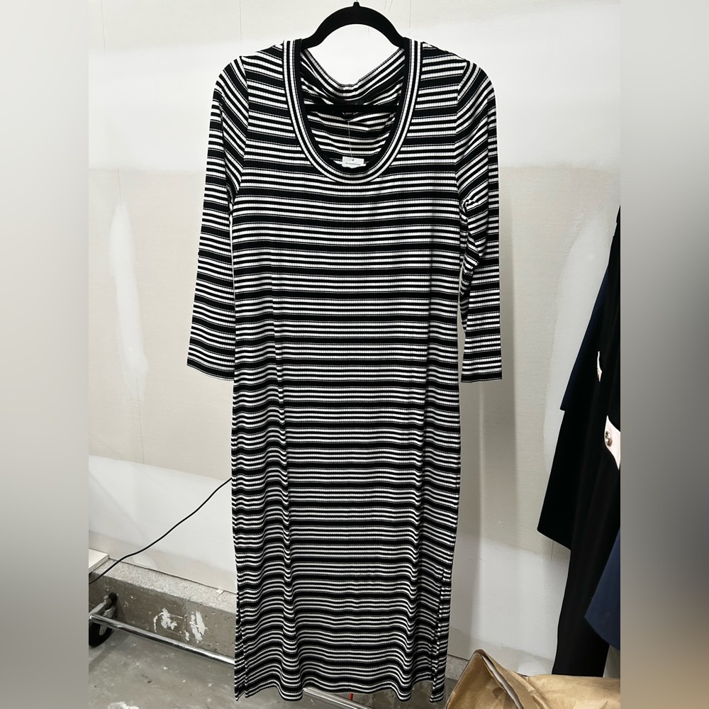 Banana Republic Black and White Striped Long Sleeve Dress